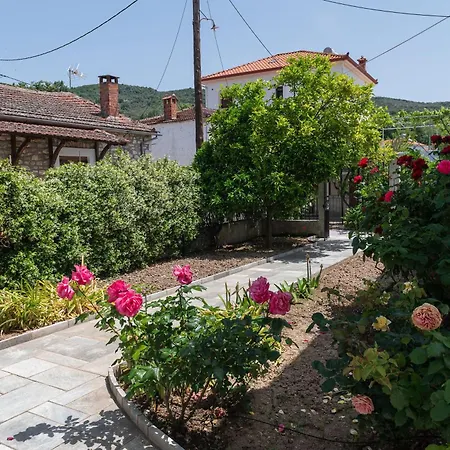 Апартаменты Ikies Zmas Хортон