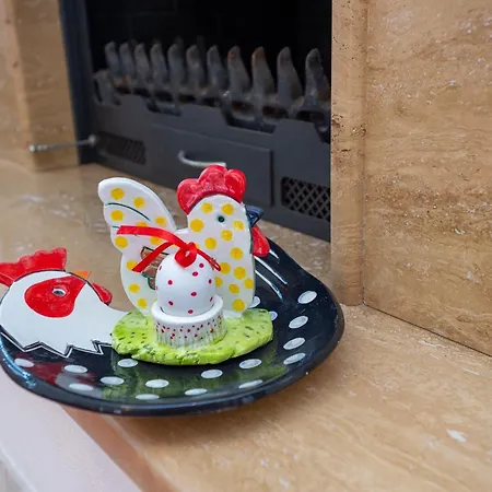 Ikies Zmas - *